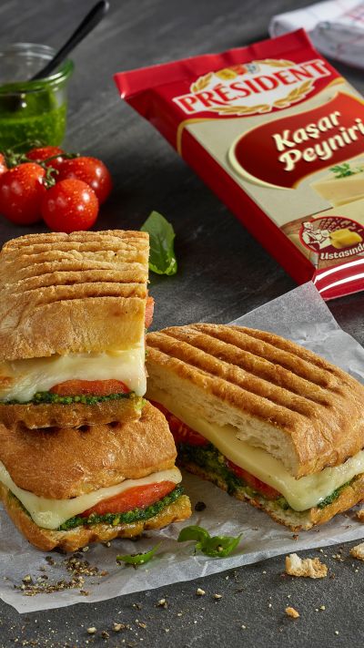 Pesto Sauced Panini with President Kashar