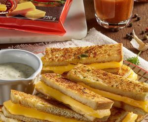 President Cheddar'lı Atıştırmalık Tost